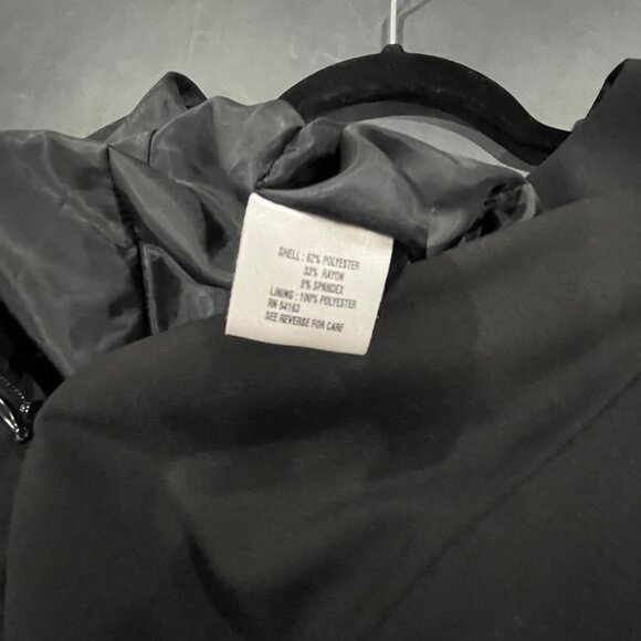 Calvin Klein, Little black dress. - Picture 4 of 5